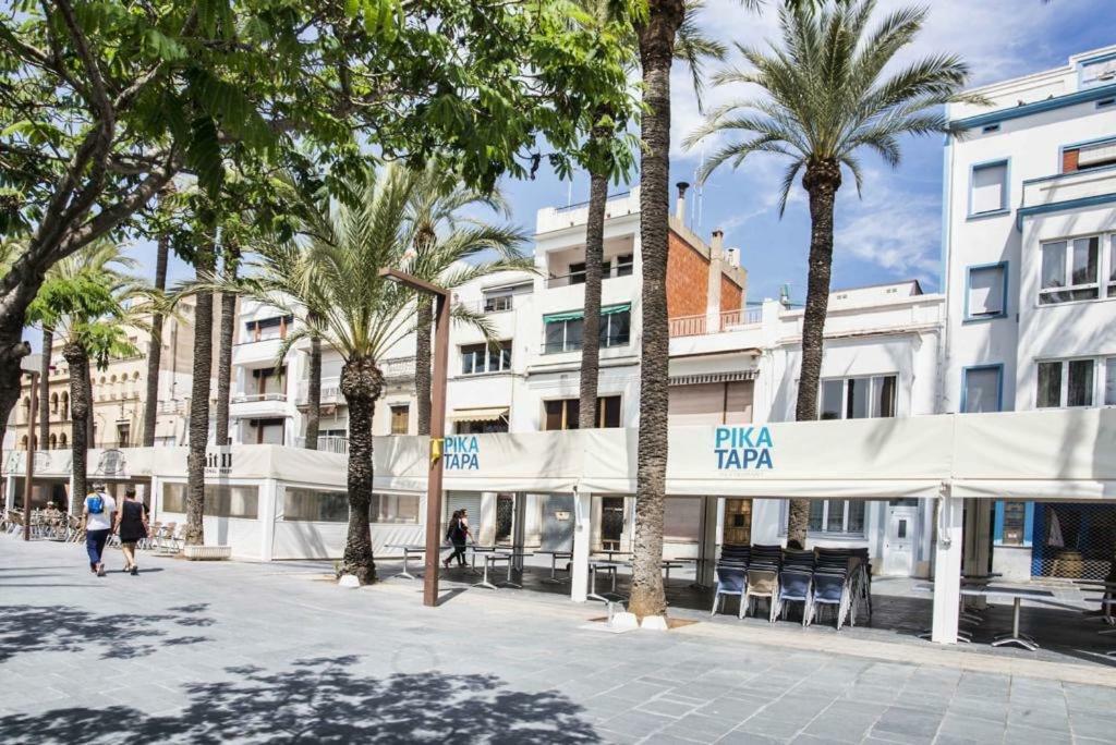 Atico A Primera Linea De Mar. Hotel Vilanova i la Geltrú Buitenkant foto